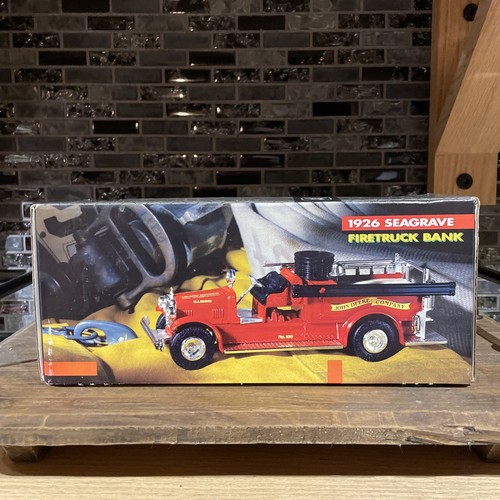 ERTL DIECAST 1926 SEAGRAVE FIRE TRUCK BANK JOHN DEERE COMPANY 1/30 SCALE 1992 - Picture 7 of 11