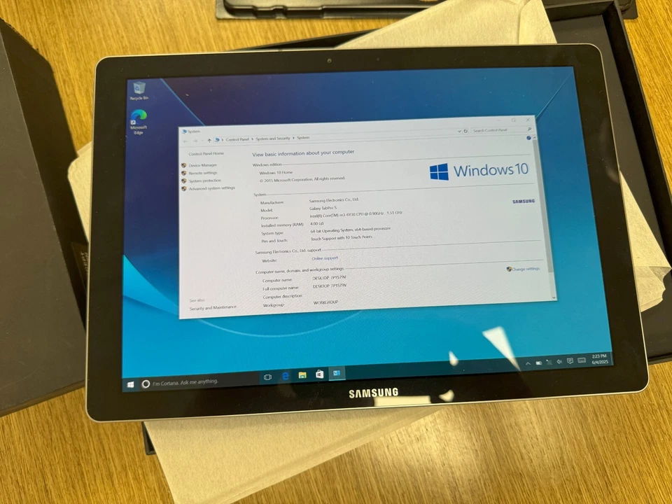 Samsung Galaxy TabPro S SM-W700 128GB, Wi-Fi 12in Win 10 Pro - Black 4GB USED - Image 2 of 3