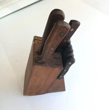 OLD HOMESTEAD - Vintage 9 Piece Knife Set &Block Lifetime Cutlery