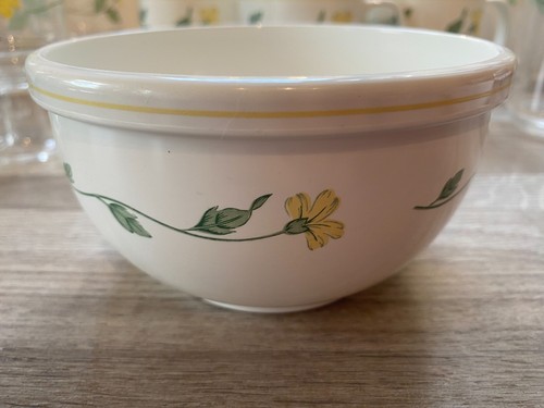 Vintage Emsa melamine picnic set cups plates glasses bowl floral design camping - Picture 6 of 6