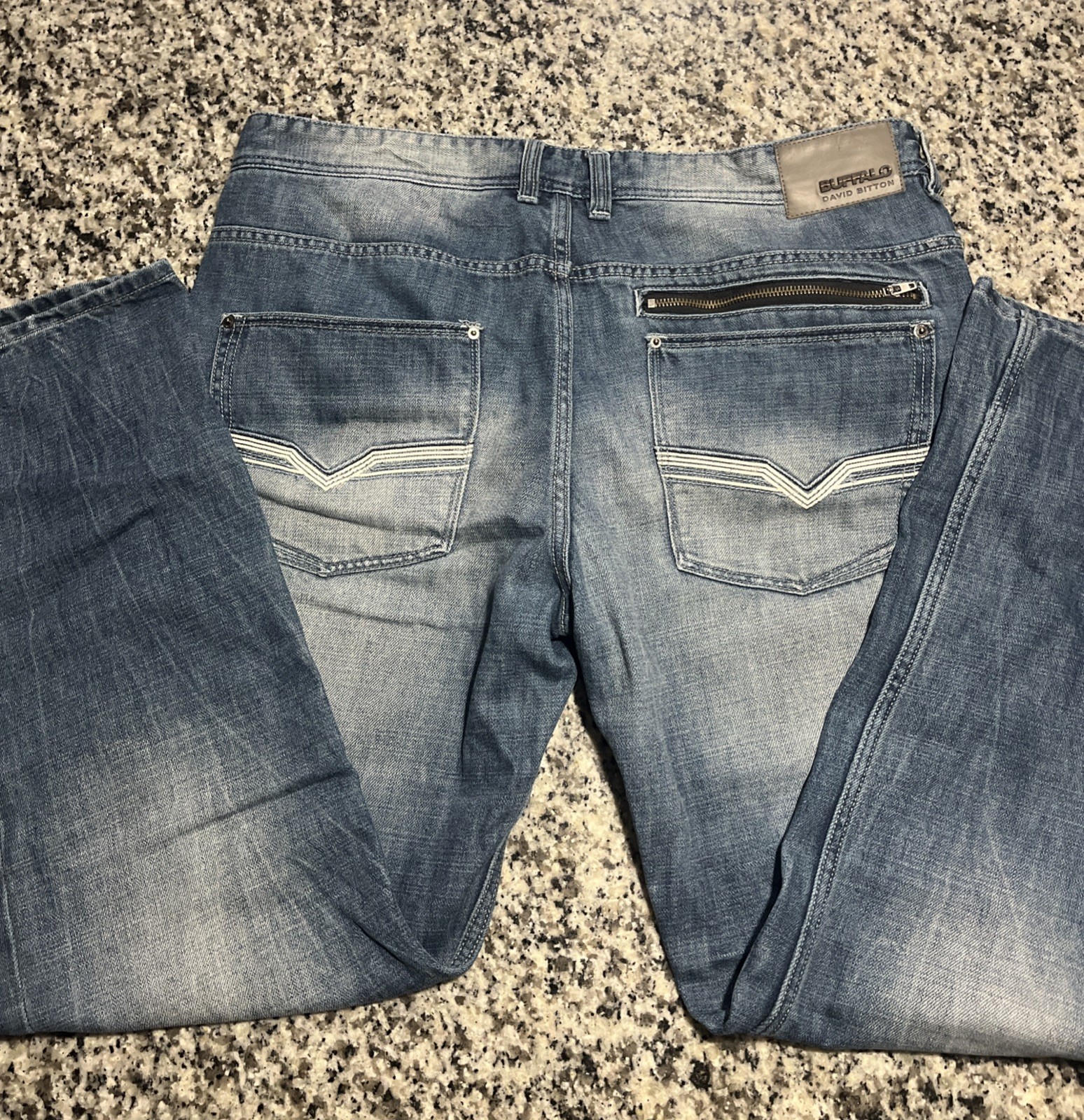 Buffalo David Bitton Driven Straight Light Wash M… - image 9