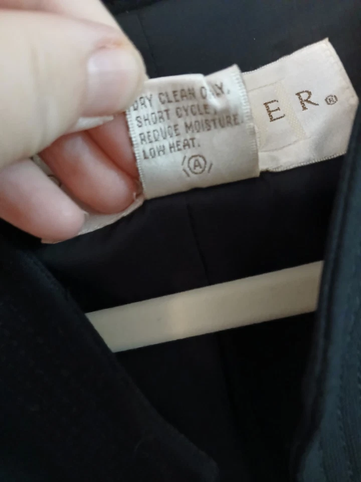 Blazer negro con cinturón Doncaster talla 8 Foto 4 de 4