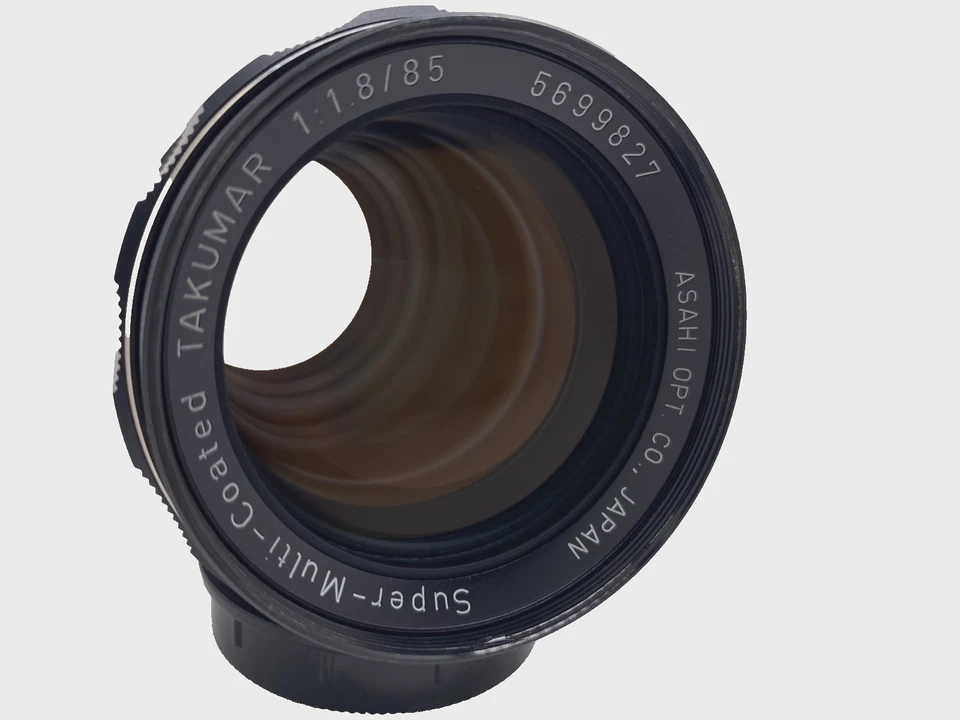 [Almost MINT]  Asahi Pentax SMC Super Multi Coated Takumar 85mm f/1.8 Lens M42 - Image 2 of 4