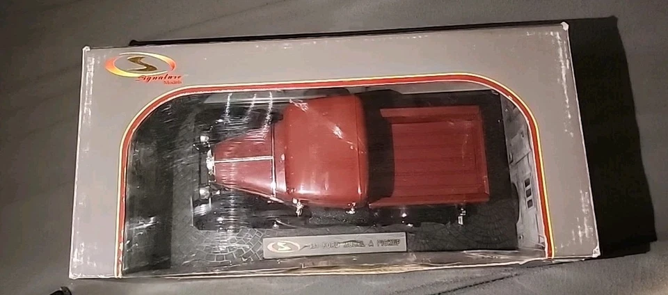 NIB Signature Models 1931 Ford Model A Pickup Truck Red 1/18 Scale - Image 2 of 3