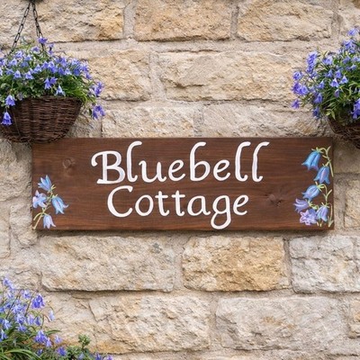 Personalisiertes Bluebell Hausnamenschild, Gartenschild, Adressschild handbemalt