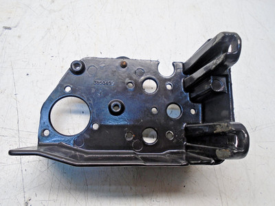 D4 Volvo Penta OMC Cobra 0913775 3850455 Engine Cable Bracket
