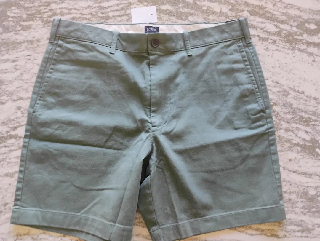 Jcrew Mens Chino Shorts 69.50 Retail Size 33 7" inseam MINT FREE SHIPPING!
Opens in a new window or
