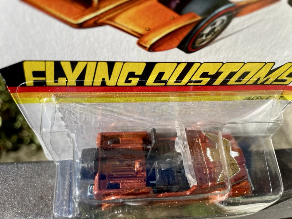 HOT WHEELS FLYING CUSTOMS 1:64 JEEP GOLDEN EAGLE senza ROLLBAR NEW - Immagine 2 di 4