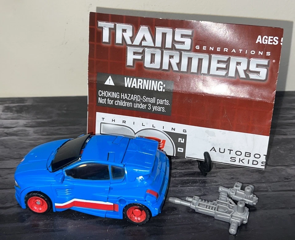 Transformers Generations SKIDS Complete Thrilling 30 2014 Autobot Figure - Image 3 of 4