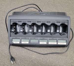 Motorola WPLN4127AR Impres 6 Bank Rack Charger Base for XTS5000 XTS2500 XTS1500