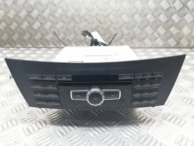 MERCEDES C CLASS RADIO STEREO HEAD UNIT C204 A2049003915 2007 - 2014 - Image 1 of 4