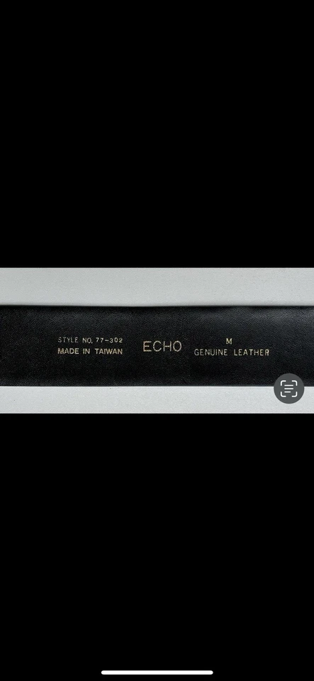 Замшевый женский пояс ECHO светло-голубой с синими швами и золотой пряжкой средний размер - Изображение 2 из 3