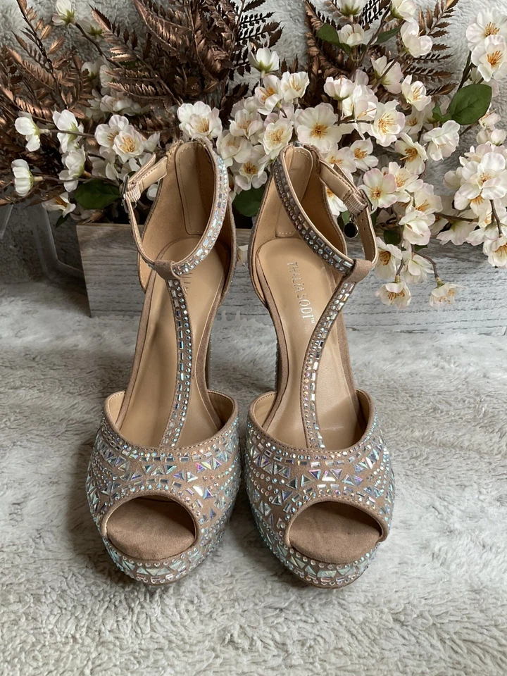 Zapatos de salón Thalia Sodi para mujer Chace plataforma 7 tostados medianos. Foto 3 de 4