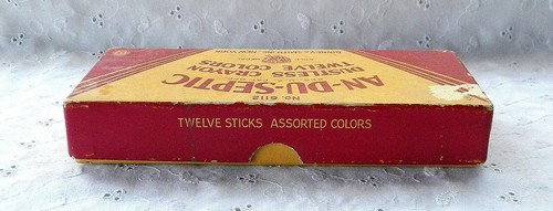 Vintage An Du Septic Dustless Crayon Chalk Twelve Colors w/ Original Box Used - Picture 3 of 7