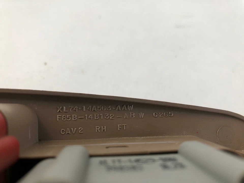 Interruptor de control de ventana de puerta delantera derecha Lincoln Navigator 1999 F85B-14B132 Foto 4 de 4