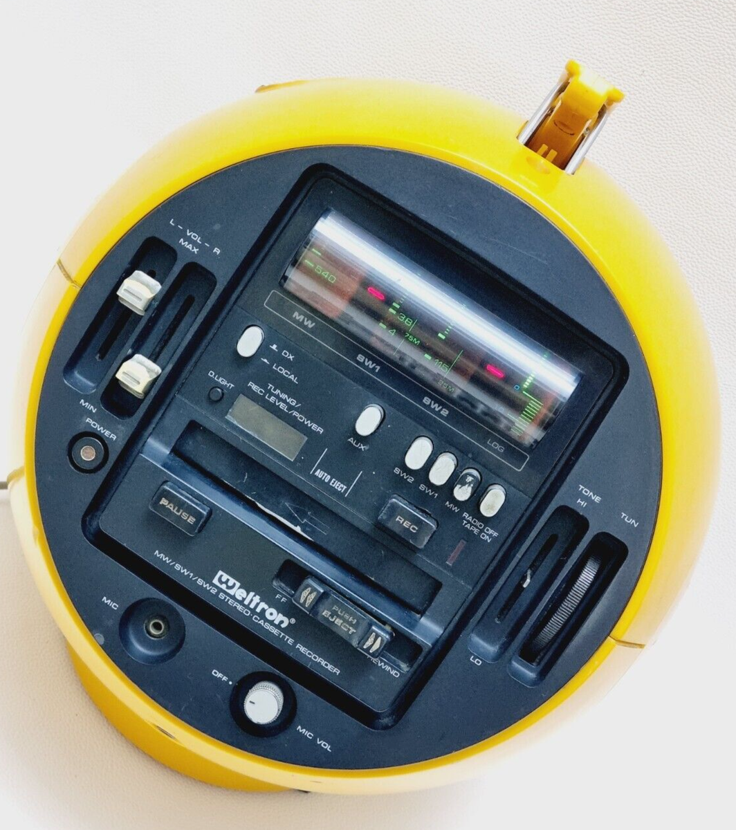 Weltron 2004 Space Ball Retro Radio Stereo Cassette Recorder - For