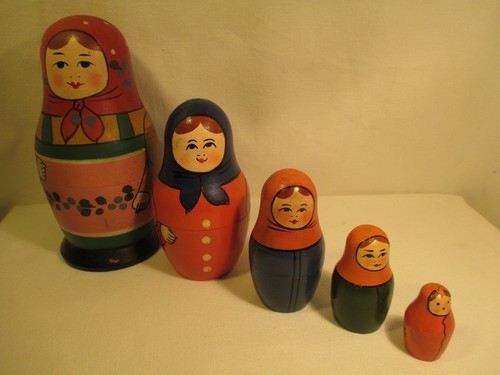 Ancienne, Peinte Bois Matriochka Babuschka de Russie