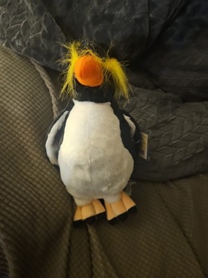 WEBKINZ ROCKHOPPER PENGUIN.COMES WITH SEALED/UNUSED CODE/TAG-NICE GIFT 