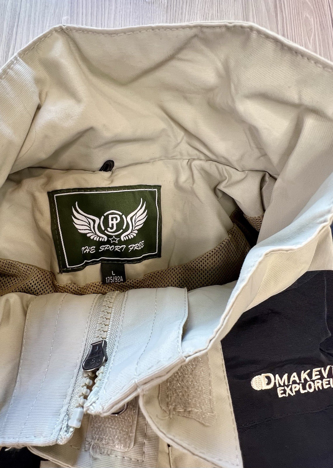 Makevery Exploring Techwear Jacket Men's Size Lar… - image 4