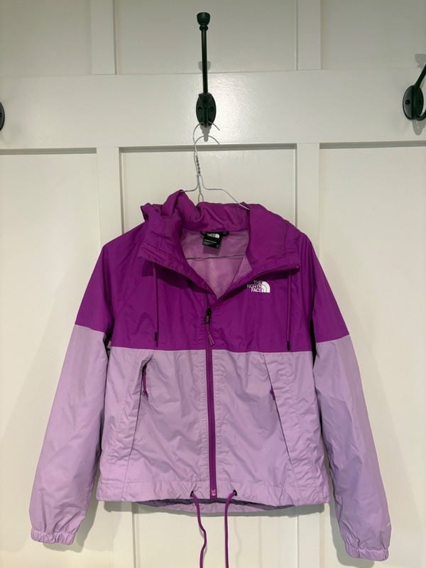 The North Face Women’s Size XS Hooded Windbreaker Jacket Lightweight Logo EUC