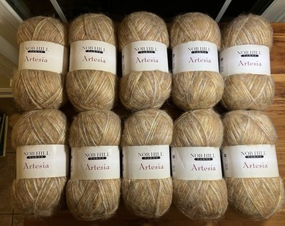 10 Skeins Of Nob Hill Artisan Yarn #3 Weight #0046 Sugar Almond Herrschners