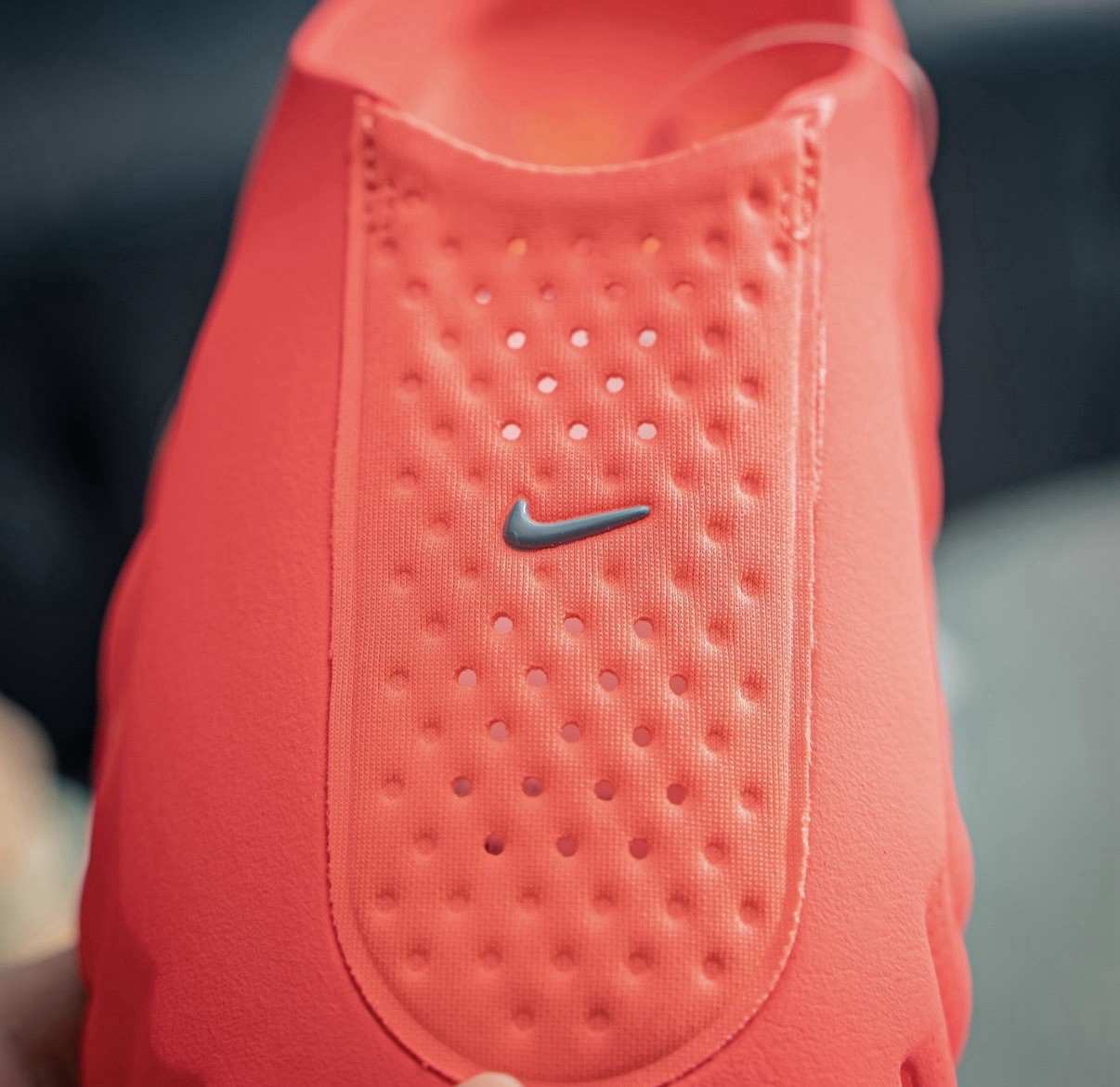 Nike Mind 001 mules pre-partita in mules ROSSO. Nuovo con etichette - Nike UK 10 foto 2