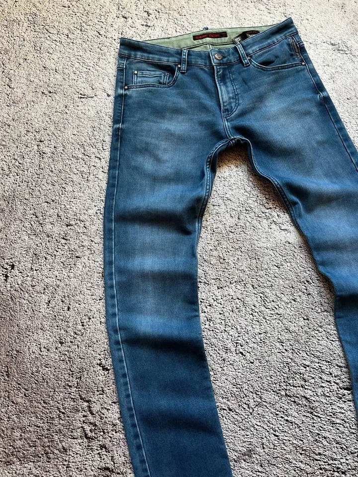 Pantalones de mezclilla Salvatore Galliano ajustados azules talla 32 Foto 4 de 4