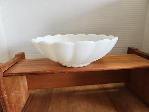 Milk Glass Decorative Swirled Scallop Edged Bowl Candy Dish Vintage White 9" x 3