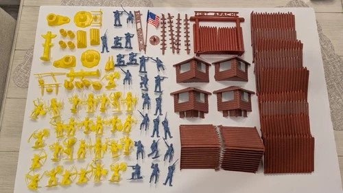 MARX VINTAGE FORT APACHE PLAYSET YELLOW INDIANS BLUE SILVER SOLDIER