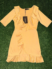 PrettyLittleThing Beige Crepe Ruffle V-Neck 3/4 Sleeve Mini Dress US 6/UK 10 NWT