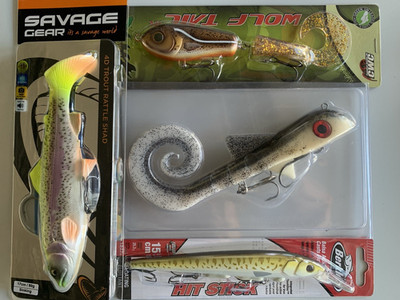 Set 4 St große XL Wobbler  Swimbait von Savage Gear, Strike Pro, Berkley, Dragon
