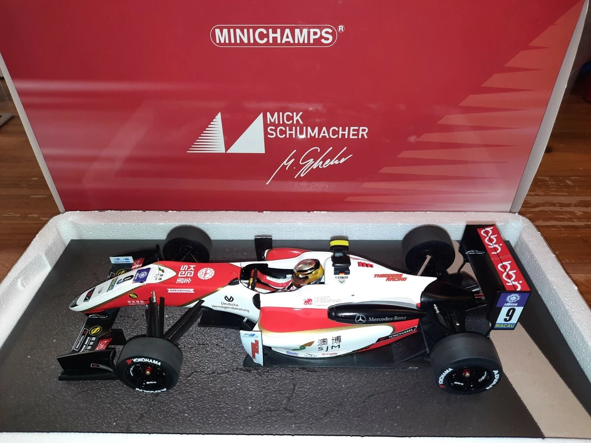 ミニカー MINICHAMPS M.SCHUMACHER SHOWCAR 2011 MINICHAMPS M