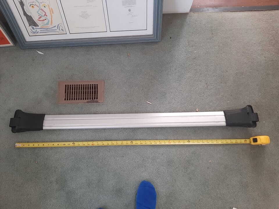 Picture 2 of 8