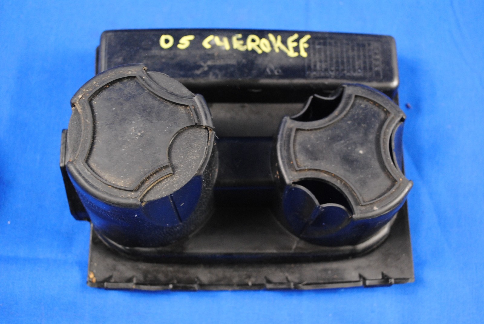 2005 Jeep Grand Cherokee Cup Holder Rubber Insert eBay