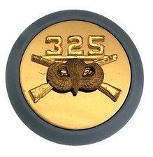 GENUINE & RARE U.S. Army 325th Parachute Infantry Regiment Collar Disc