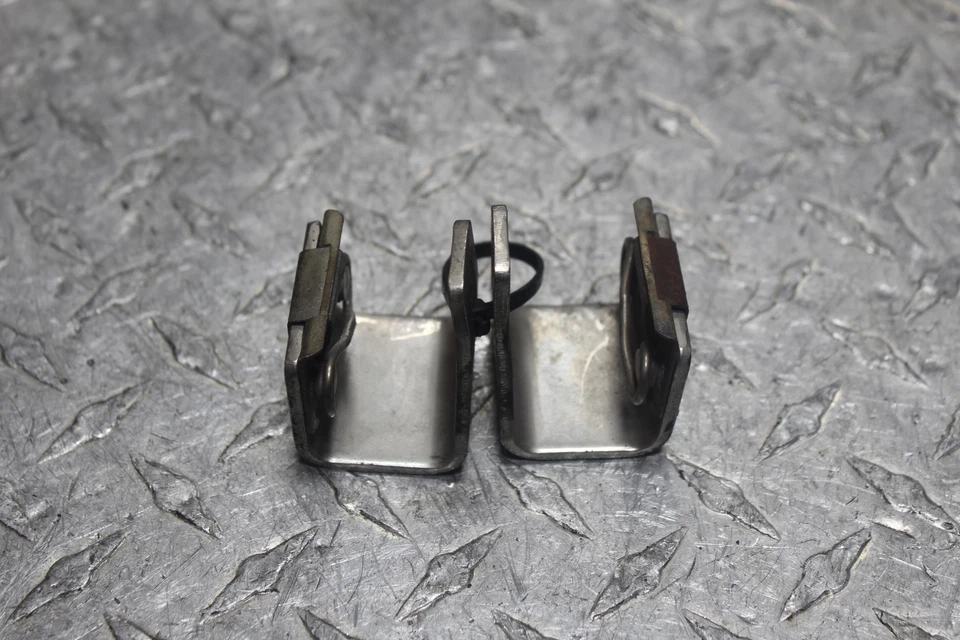 2004 Harley Davidson E/G U/C FLHTCUI Front Saddlebag Support Bracket - Image 3 of 4