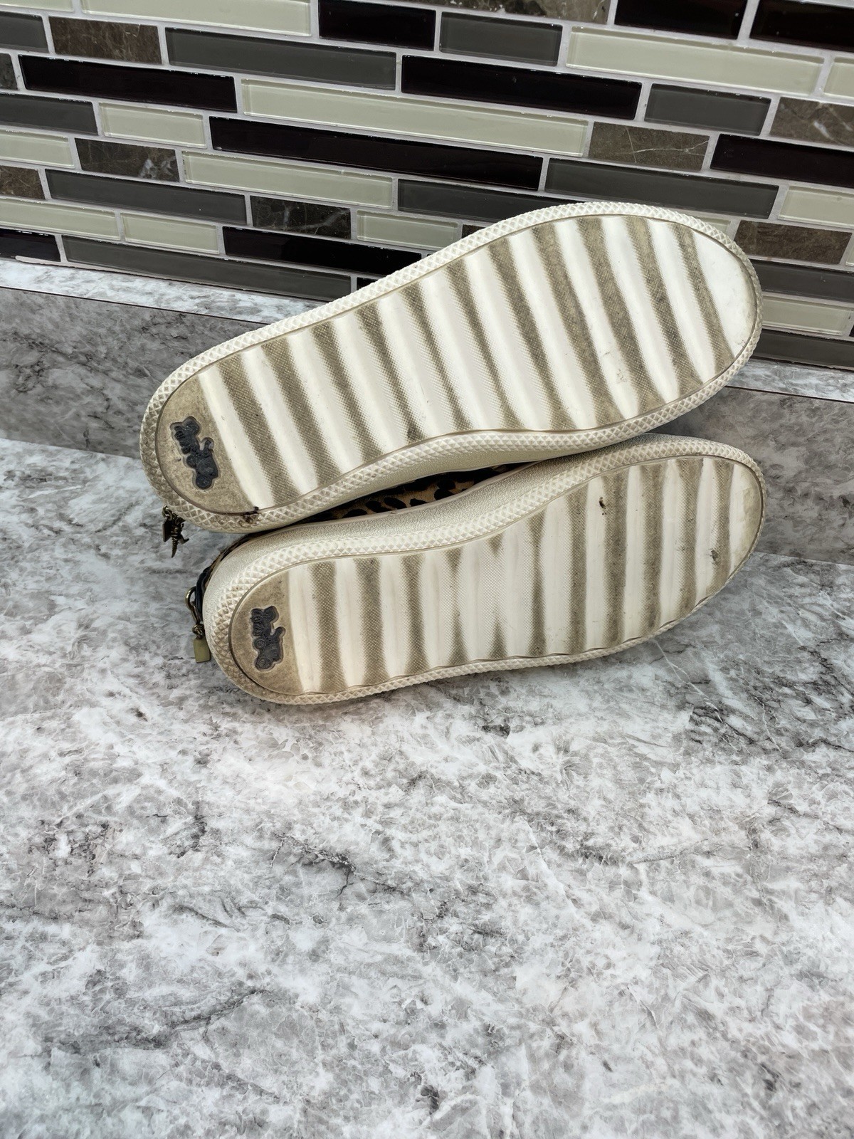 COACH C115 Slip on With Leopard Patchwork Size: 8… - image 6