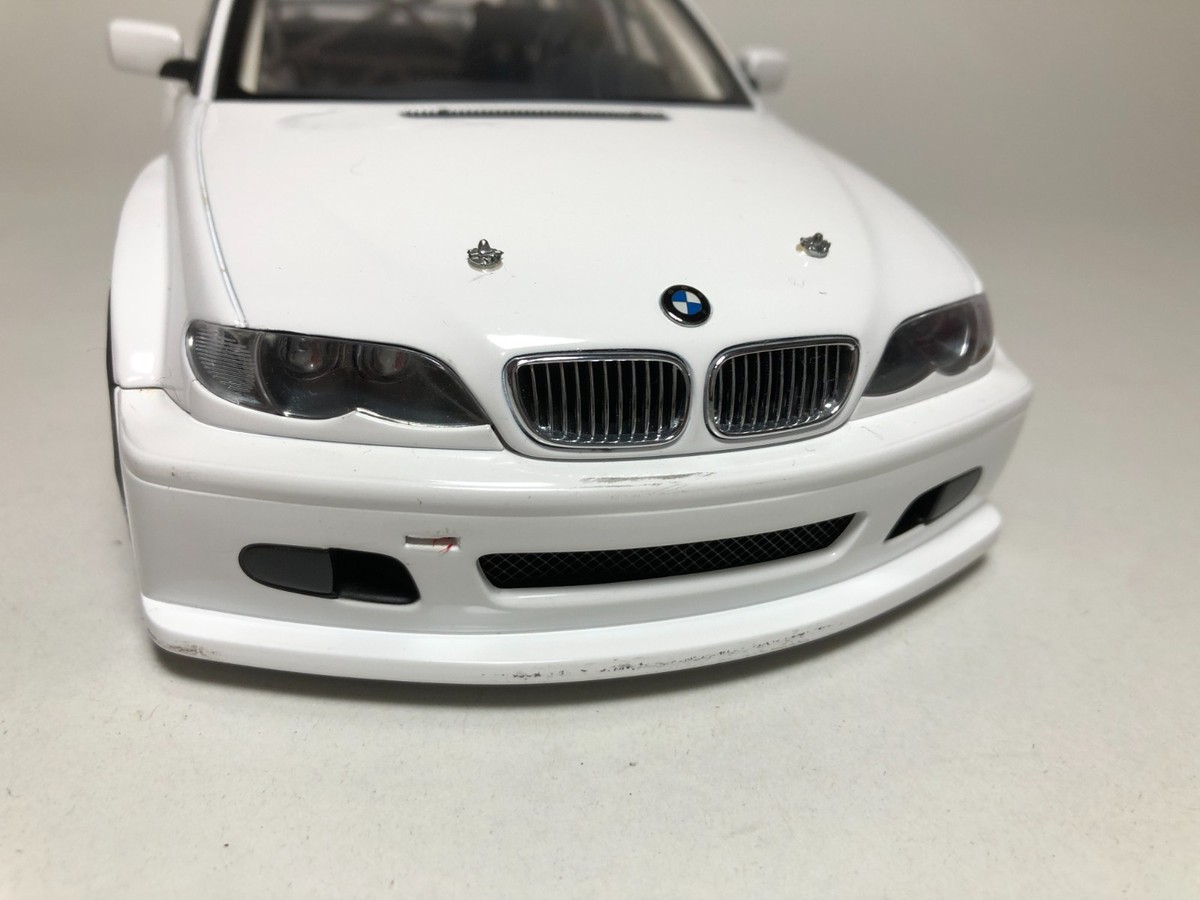 1/18 AUTOart BMW 320i WTCC 2005 Plain Body Version | eBay