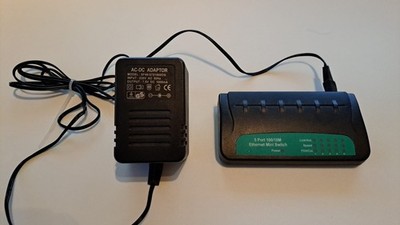 EP-805X Ethernet Mini Switch. 5 Port 100/10M inkl. Uplink-Port