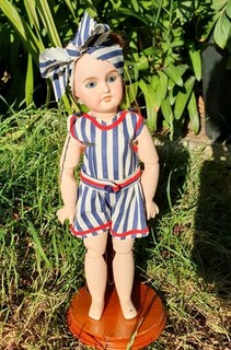 Le trousseau de Bleuette Costume de bains Semaine de Suzette Août 1921