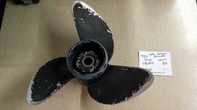 176214 Johnson Evinrude OMC Propeller 14x17 RH Aluminum 13-spline D8
