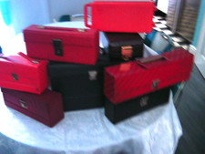 Mieszanka 8 Vintage Retro Kasety Taśma Etui do przechowywania Czarno-czerwone