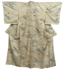 Japanese Vintage Kimono Silk Beige Folding fan Expensive Tradition Heigh 62.59in