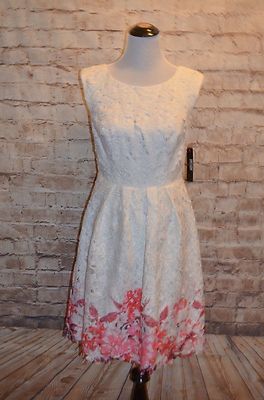 Robe Modcloth Flirty For Eternity Decode 1.8 - Taille 6, Dentelle, Ourlet Floral
