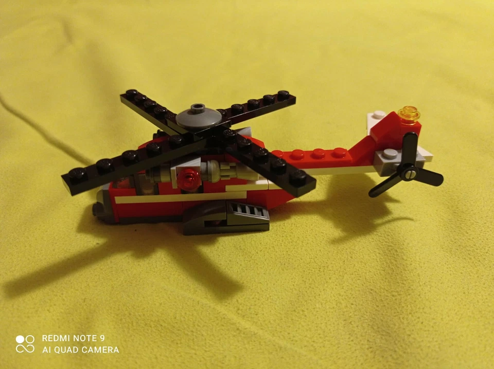 LEGO Creator 31013 Red Thunder, foto 2 di 2