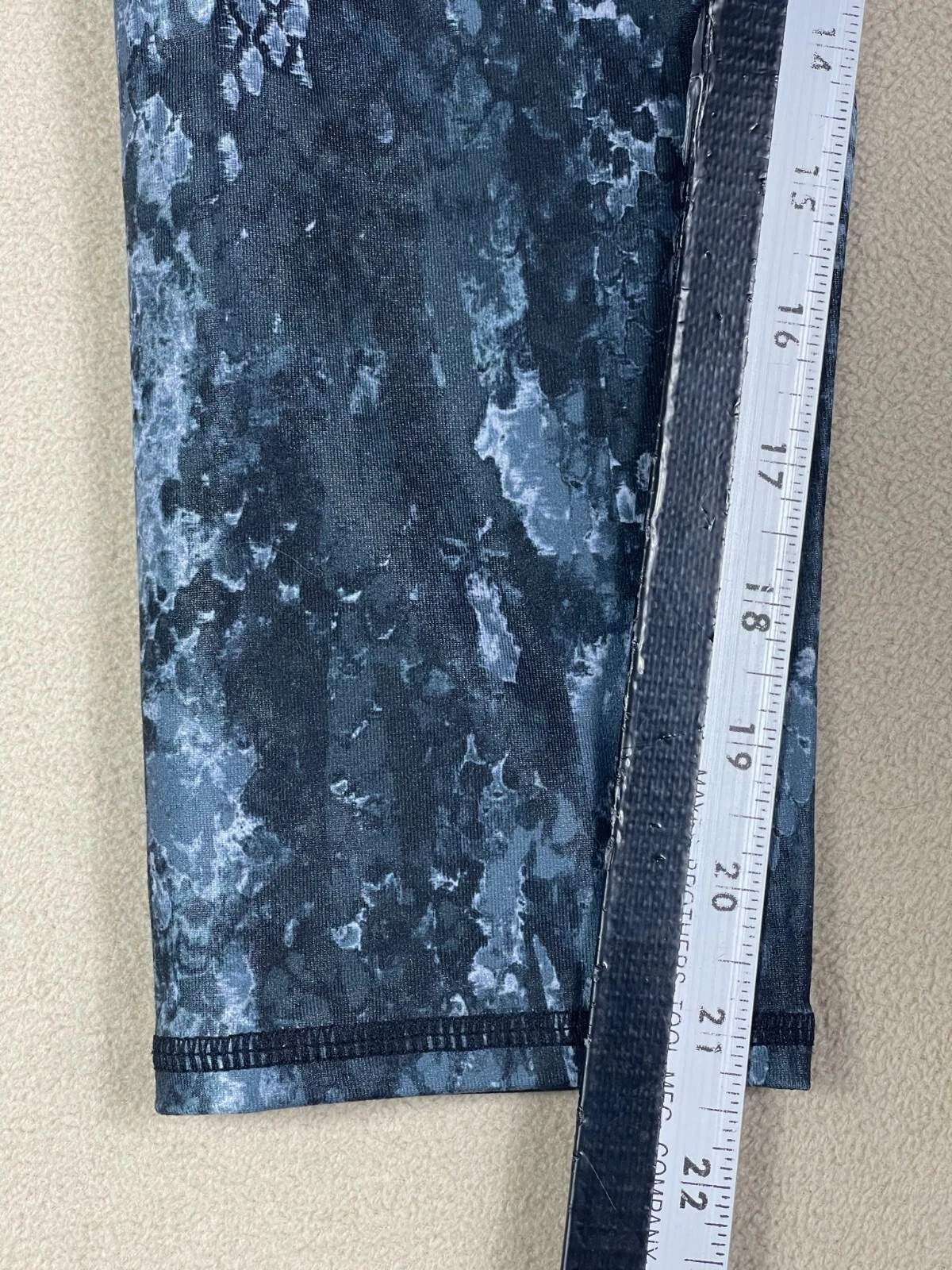 alo-yoga athletic mid rise stretch leggings