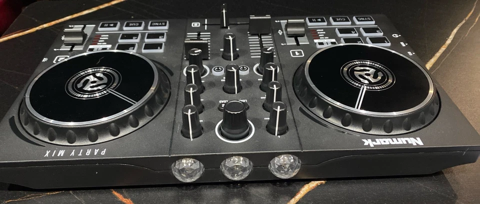 Numark Party Mix USB 2 Channel DJ Controller with Built-in Light Show - Image 3 of 4