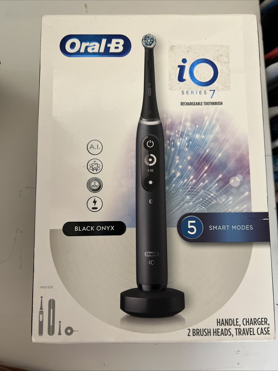 Oral-B iOシリーズ7 ブラック・オニキス 本体 Oral-B iO Series 7 Electric Toothbrush, Black Onyx | Oral-B