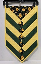 Quilted Table Runner Spring Summer Floral Yellow Machine/Hand made Reversable