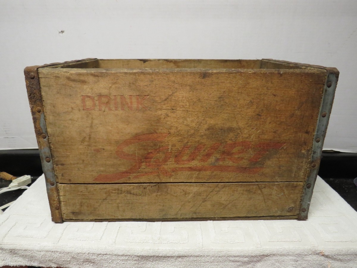 昭和レトロ　SUNTORY SODA 木製ボックス アンティーク　ヴィンテージ Vintage Wooden Antigo, Wis 24 Bottle DRINK SQUIRT Soda Pop Crate